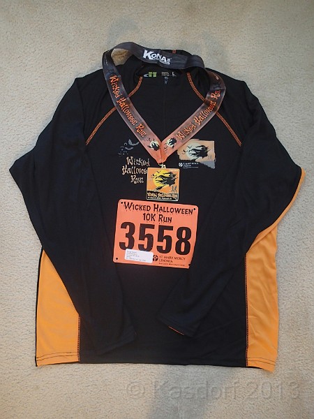 2013 Wicked 10K 255.JPG - 2013 Wicked Halloween 10K in Plymouth Michigan.